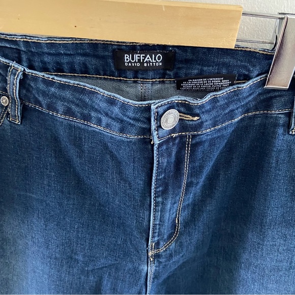 Buffalo David Bitton Boulevard Jeans - Size 16X30 - Picture 4 of 4